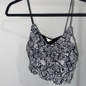GARAGE snake print scrunch top